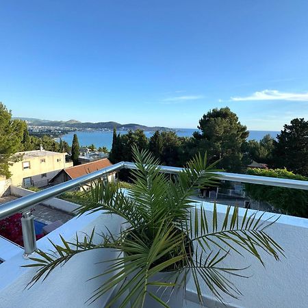 Apartments Ljiljana بار المظهر الخارجي الصورة