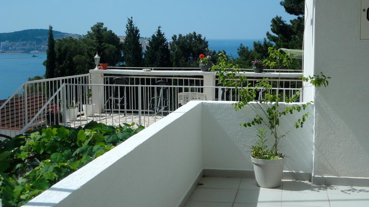 Apartments Ljiljana بار المظهر الخارجي الصورة
