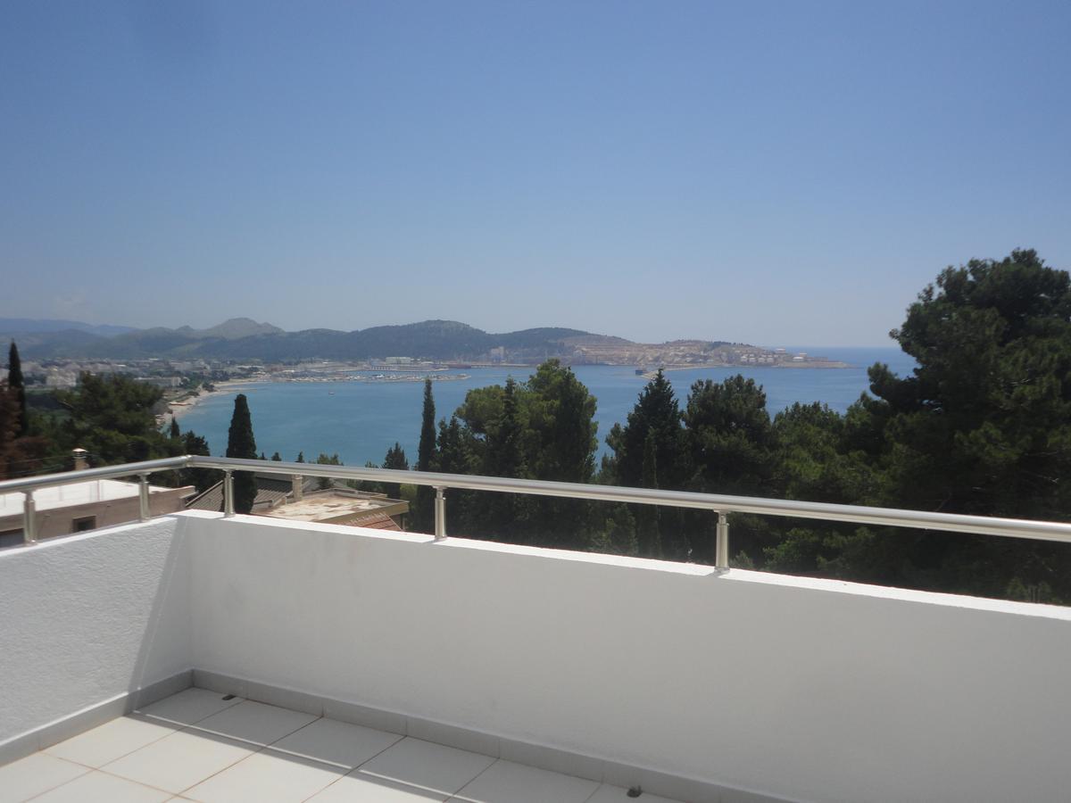 Apartments Ljiljana بار المظهر الخارجي الصورة