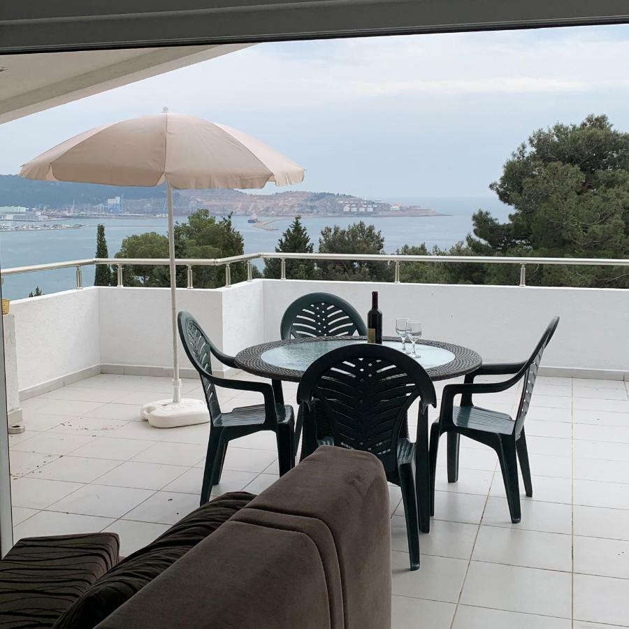 Apartments Ljiljana بار المظهر الخارجي الصورة